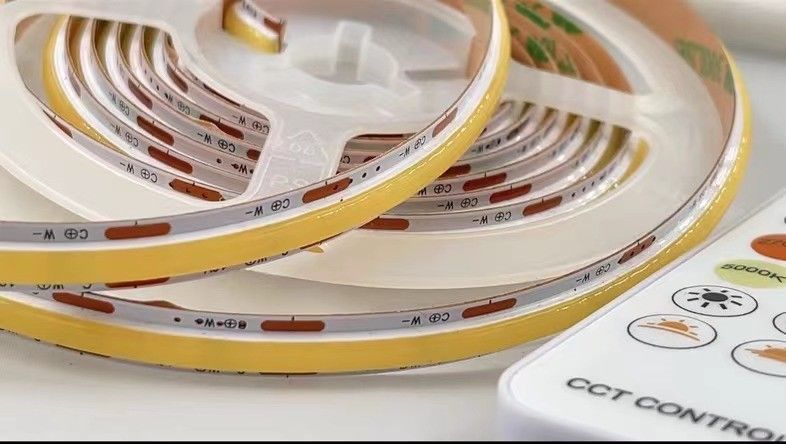 90 CRI COB 560leds CCT Dimmable LED Strip 8mm PCB voor energiebesparende milieuvriendelijke verlichting in Europa