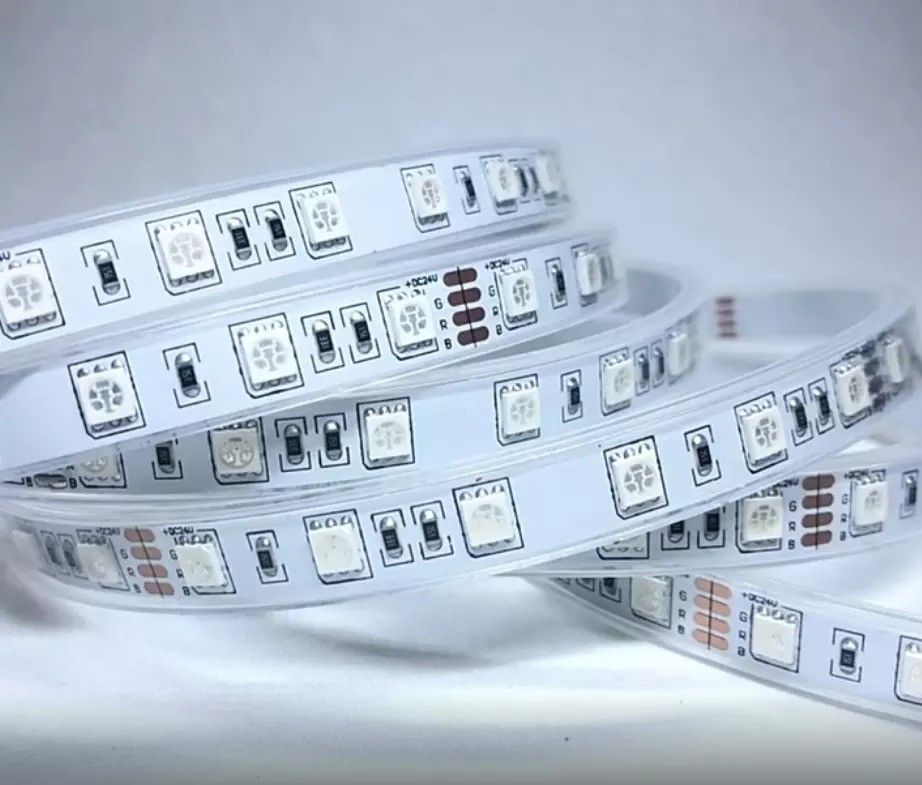 12w 12v 24v 10mm 60 LEDs Rgb 5050 Smd Flexibel LED Strip Light met en Multi Colours