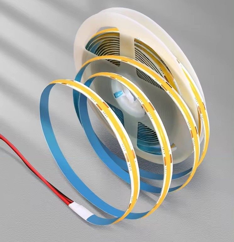 0.15kg IP20 COB 480 LED/M DC24V DC12V Vlekloos en uniform LED-strooklicht CE ROHS 3-