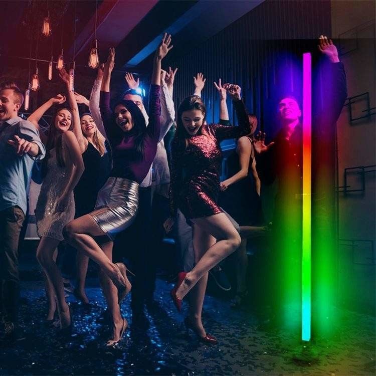2024 Atmosphere Smart Home Light Rgb Led vloerlamp met ijzeren basis en afstandsbediening